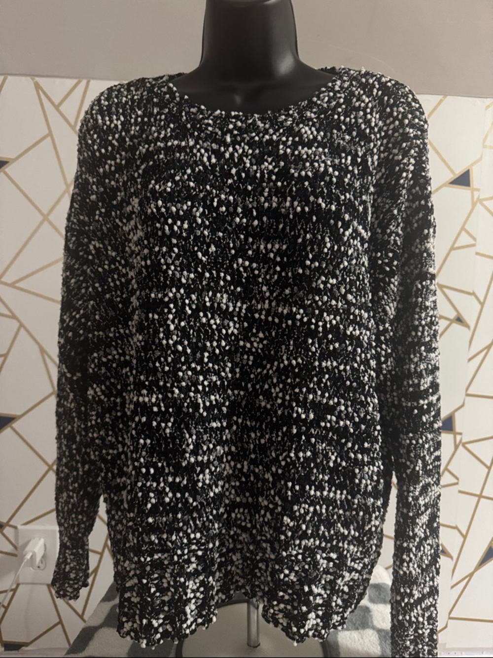 Apt9 Cozy Black & White Knit Sweater - Women